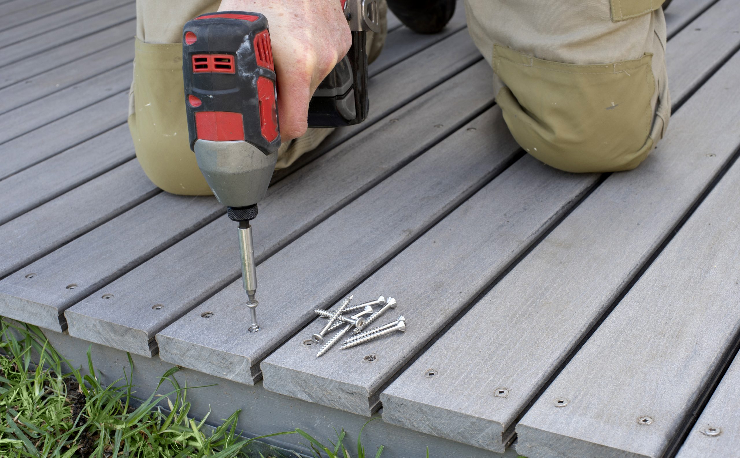 Which Is Better For Deck Nails Or Screws